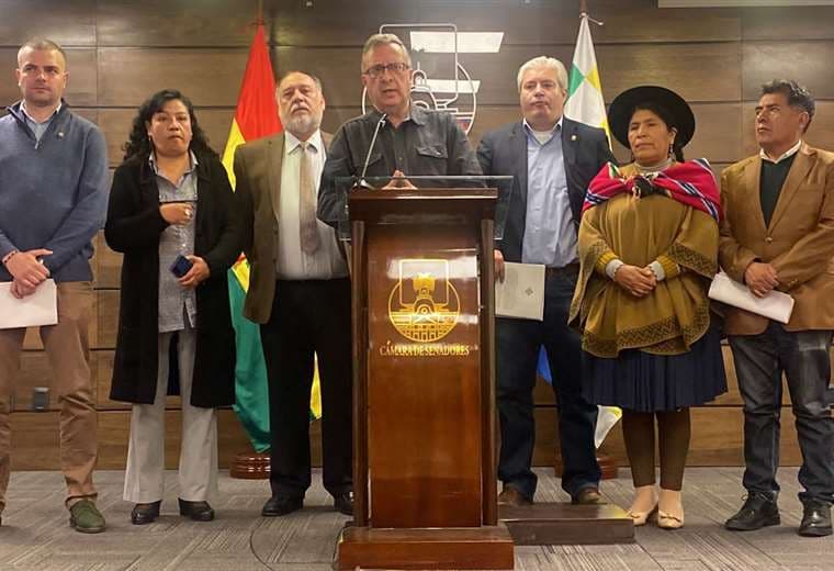 Comunidad Ciudadana presenta proyecto de ley para abrogar el polémico decreto de Derechos Reales