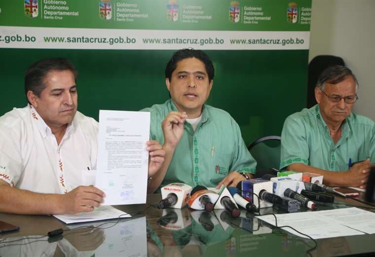 Ríos publicó el resultado del estudio realizado a los alimentos del hogar. Foto Gobernación de Santa Cruz