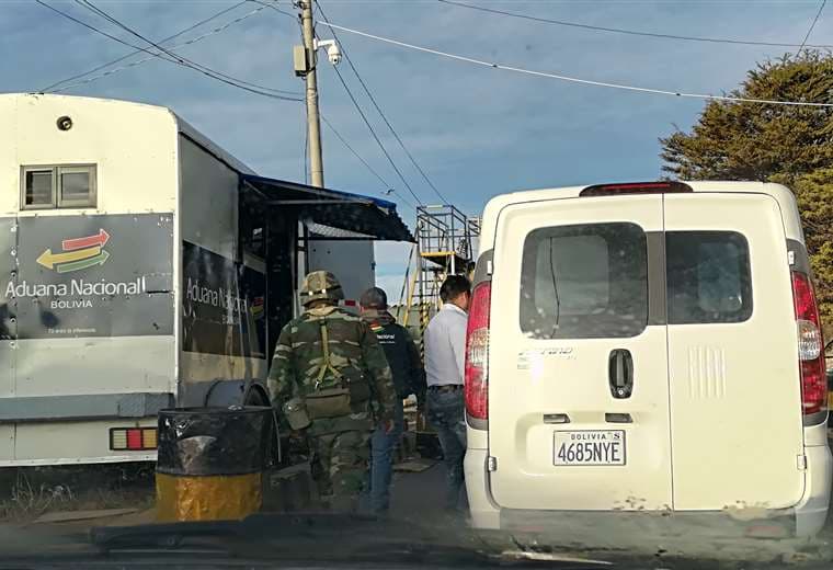 El único control militar en la ruta Desaguadero-La Paz está en el municipio de Guaqui.