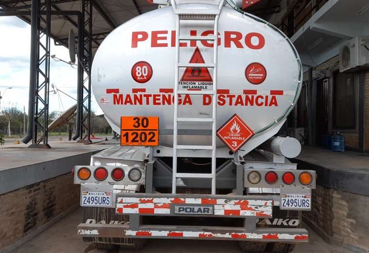 Camión boliviano detenido en Paraguay I Senad.