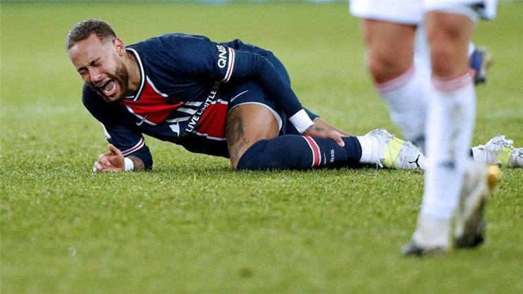 Neymar, lesionado en el PSG. Foto. Internet 