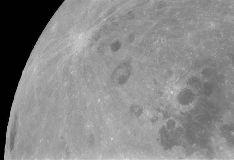 China lanzó una misión para recoger muestras de la cara oculta de la Luna