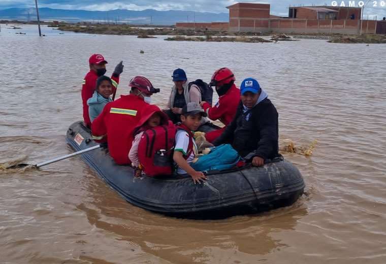 Oruro se constituye en el octavo departamento golpeado por las lluvias; el desborde de un río afecta a unas 30 zonas 