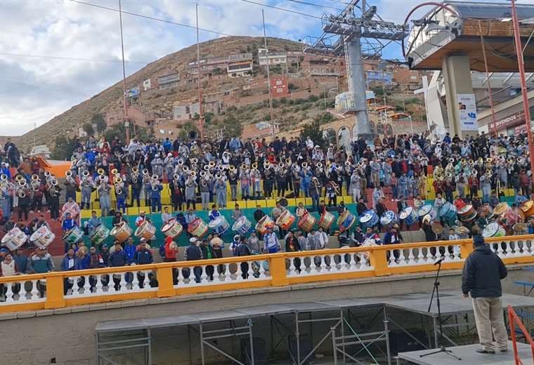 Más de 6.000 músicos participarán en el Festival de Bandas de Oruro