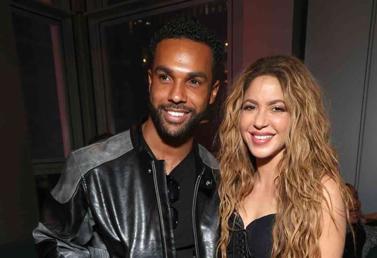 Shakira tuvo una cita con un sexy galán después de su concierto en el Times Square