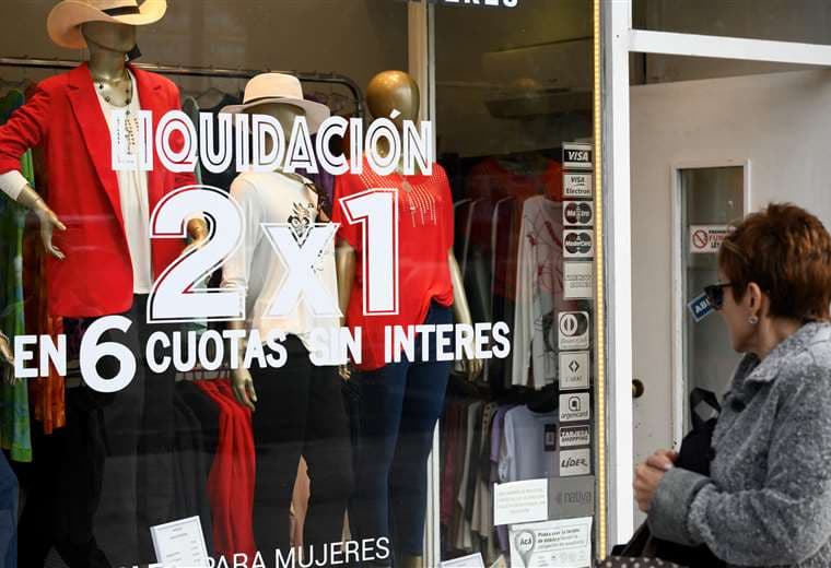Venta de productos en Argentina /Foto: AFP