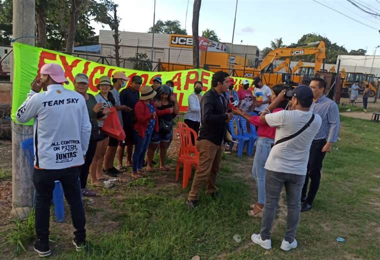 Vecinos exigen al alcalde Jhonny Fernández recuperar terrenos avasallados en el noveno anillo