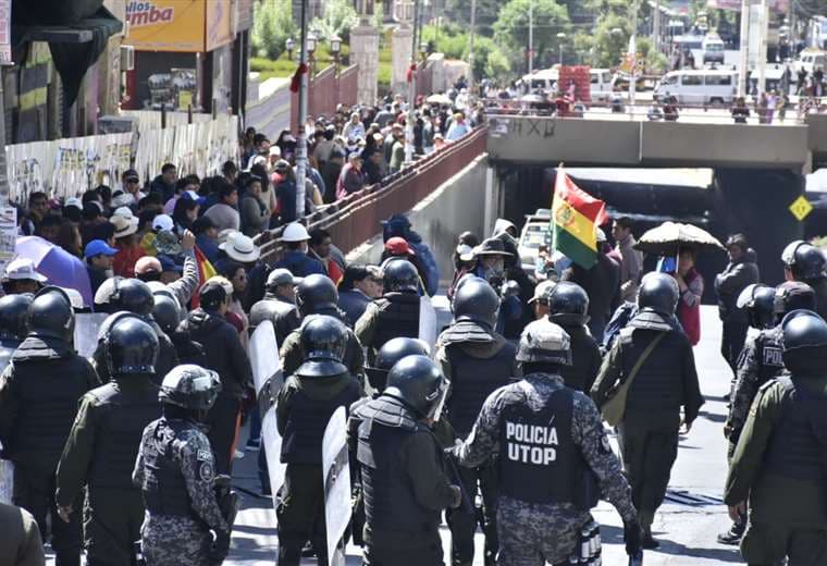 Las protestas persisten en ciudades de Bolivia I Foto: APG Noticias.