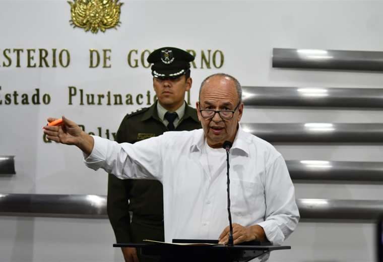 La autoridad en conferencia de prensa I Foto: Gobierno.