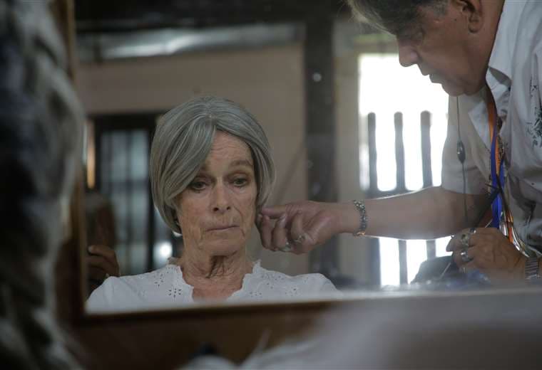 Geraldine interpreta a Clara Luz, abuela de Genoveva, la protagonista del filme de Richter