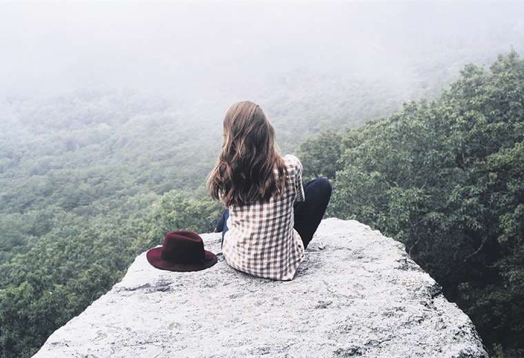 Equilibrio. La soledad es necesaria y saludable, pero hay que saber reconocer cuándo empieza a convertirse en un problema de relacionamiento. Foto: UNSPLASH