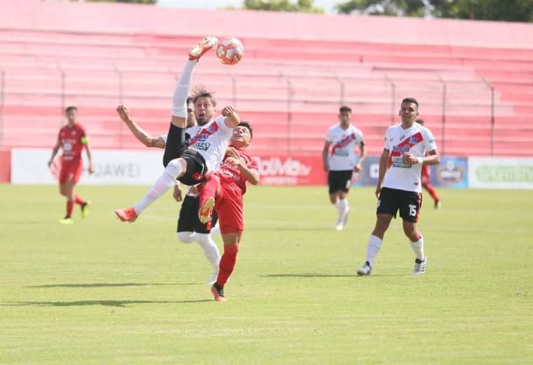 El partido se disputa en el estadio Gilberto Parada de Montero. Foto. el norte 