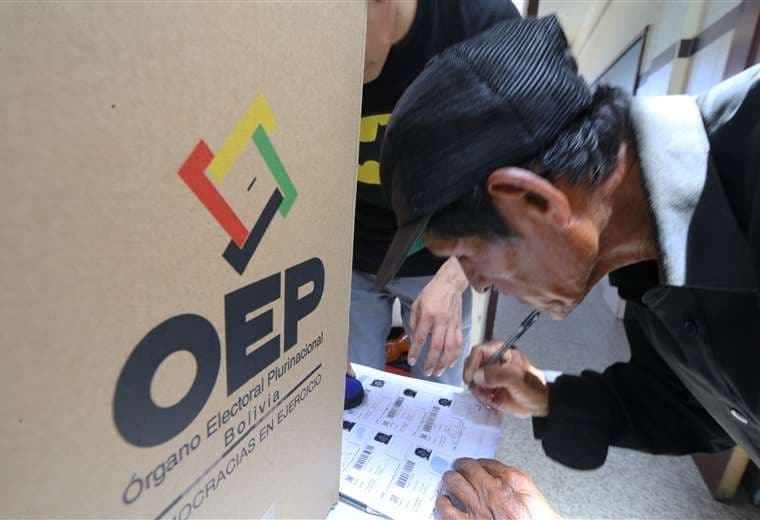 Las elecciones generales en el país se celebrarán el 3 de mayo. Foto: Jorge Ibáñez