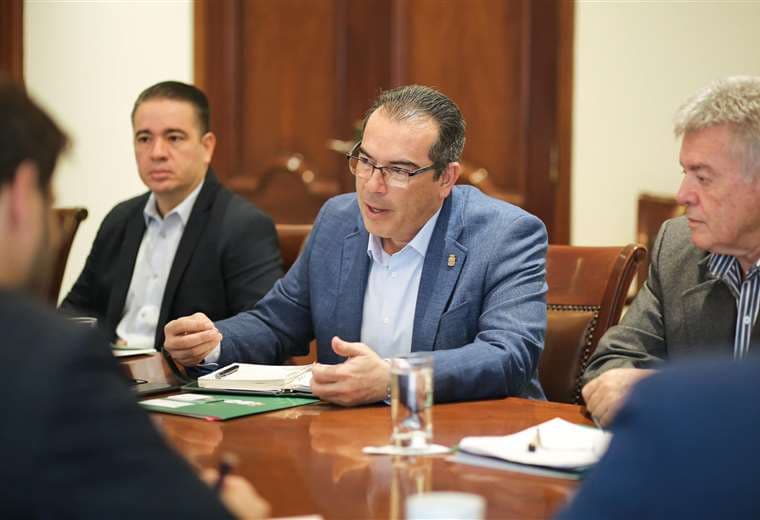 Piso Firme: Mario Aguilera confirma asistencia a reunión por el conflicto de límites en Cochabamba
