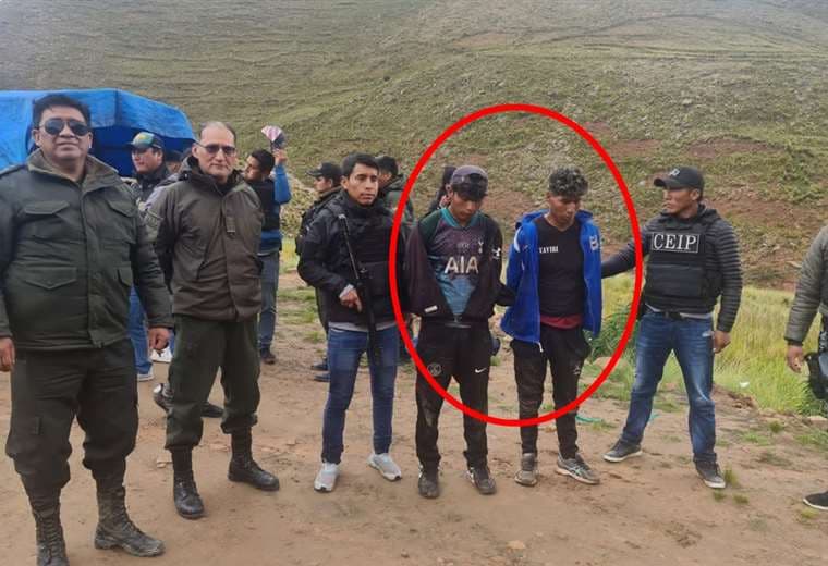 Recapturan a dos reos que se fugaron del penal de Uncía, en Potosí.
