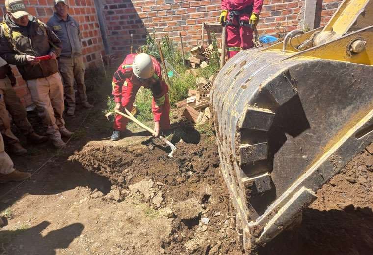El Alto: un adolescente desaparecido desde 2016 fue encontrado enterrado en la casa de su madre