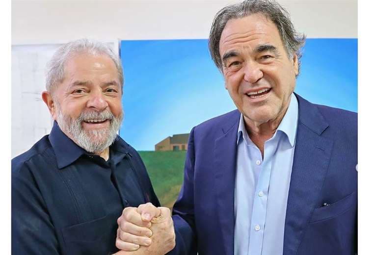 Lula da Silva junto a Oliver Stone
